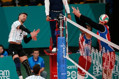 Facundo Conte, líder de la selección de voleibol