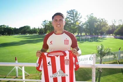 Facundo Farías fue presentado como nuevo refuerzo de Estudiantes