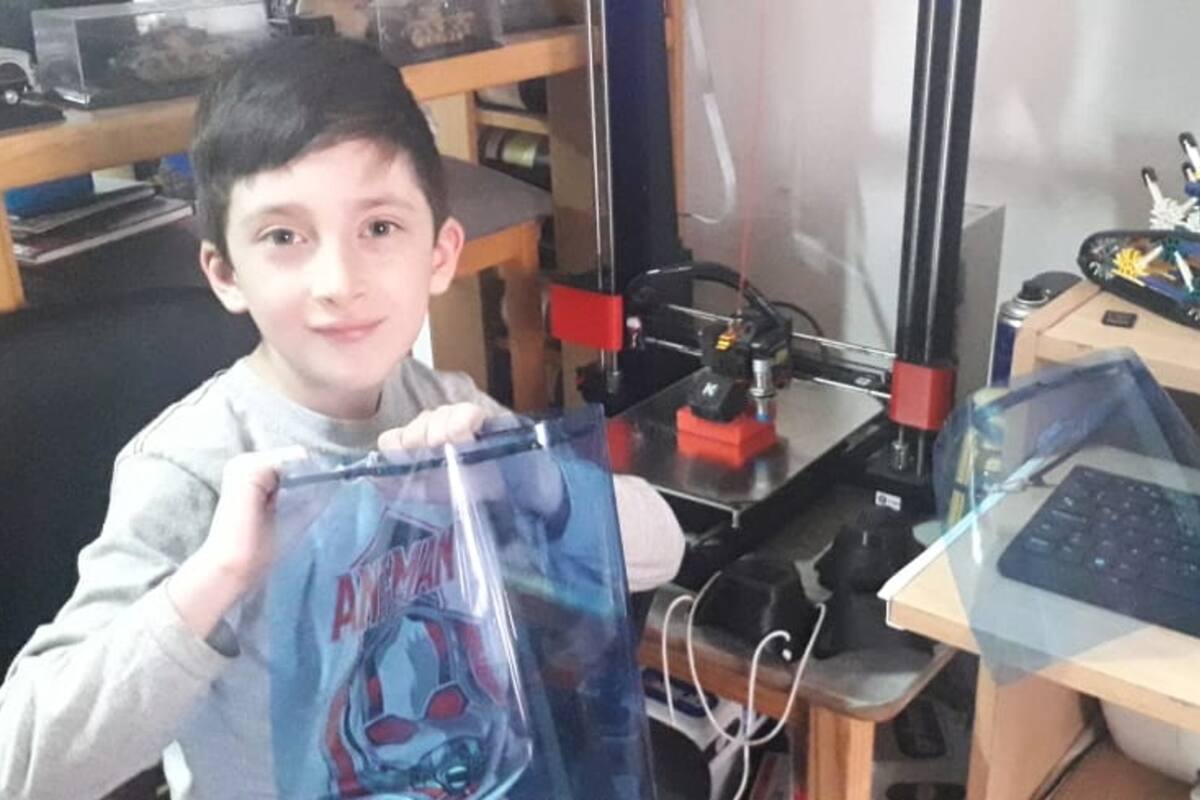 Facundo imprime máscaras protectoras con su impresora 3D