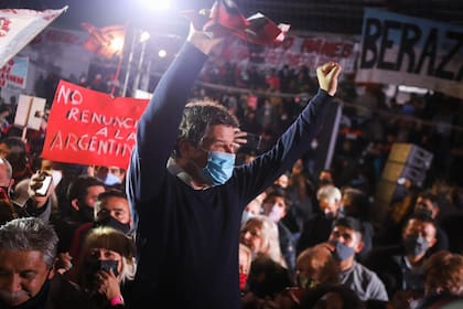 Facundo Manes en plena campaña política
