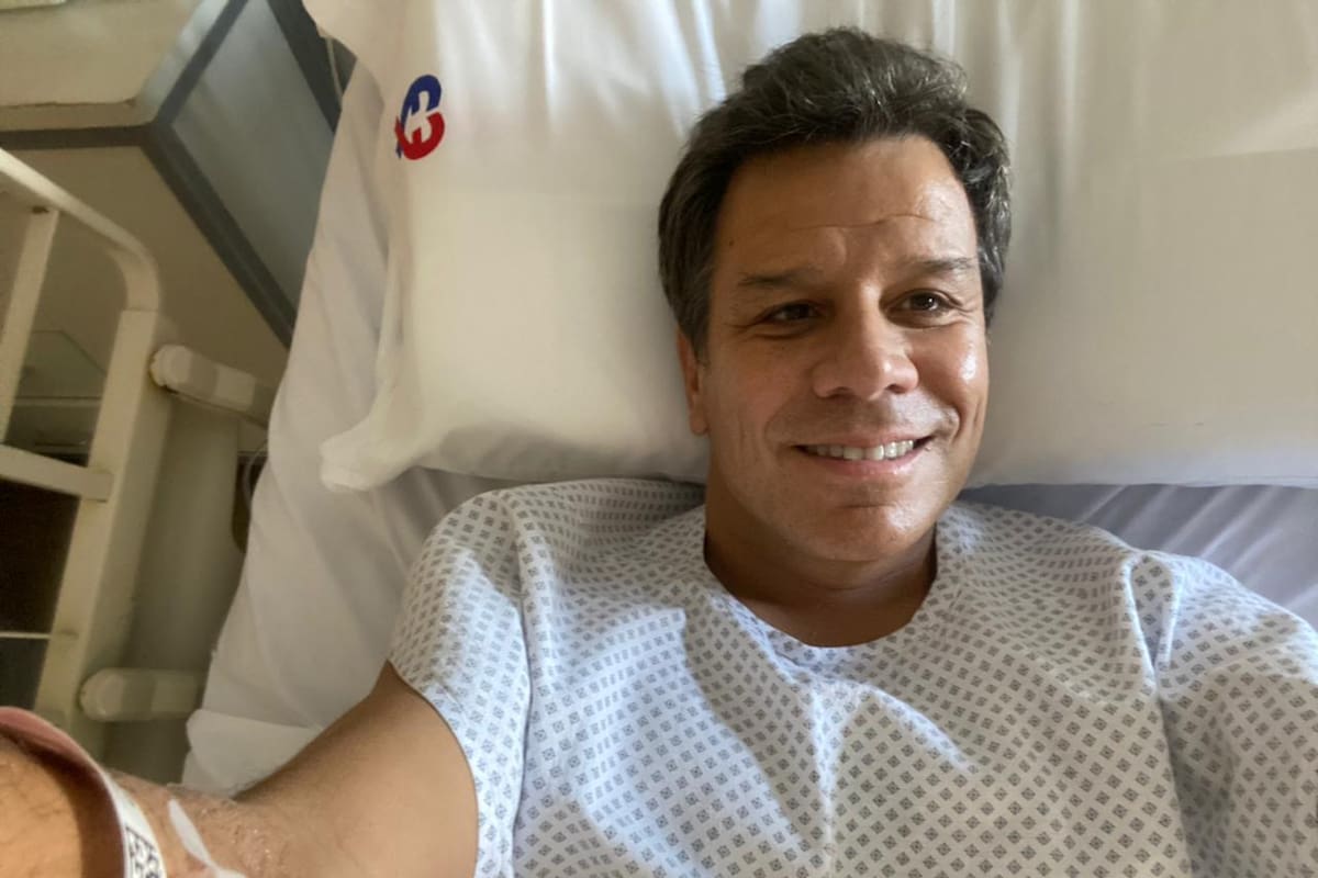 Facundo Manes fue internado por una neumonía que complicó su cuadro de coronavirus