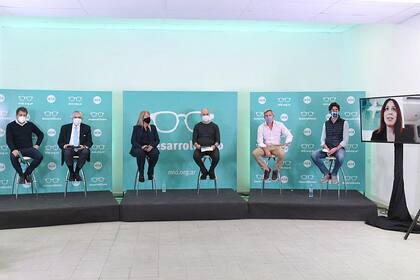 Facundo Manes, Ricardo López Murphy, Margarita Stolbizer, Horacio Rodríguez, Rogelio Frigerio, Martín Lousteau y María Eugenia Vidal