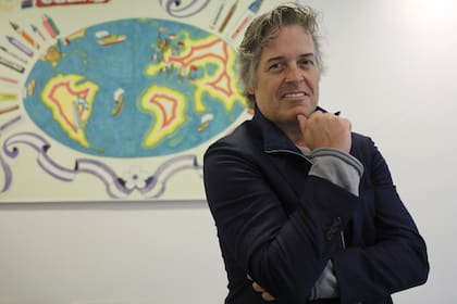 Facundo Mendizabal: “Teniendo el producto adecuado, siempre se puede desarrollar el canal. La verdad es que no me preocupa que con Edding tengamos ingresar a las librerías porque en el pasado ya vivimos experiencias similares, de comenzar desde cero y nos fue bien, como en el caso de introducir a los termos Stanley en un canal que desconocíamos como el de las ferreterías. Si el producto es bueno, vas a encontrar el canal”