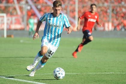 Facundo Mura, de grandes actuaciones por el sector izquierdo en el último tiempo, será titular ante Sportivo Luqueño