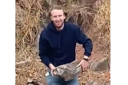 Facundo Radyk lanzó una piedra en el dique San Jorge y ocasionó roturas en un patrimonio de los cordobeses desde hace 80 años