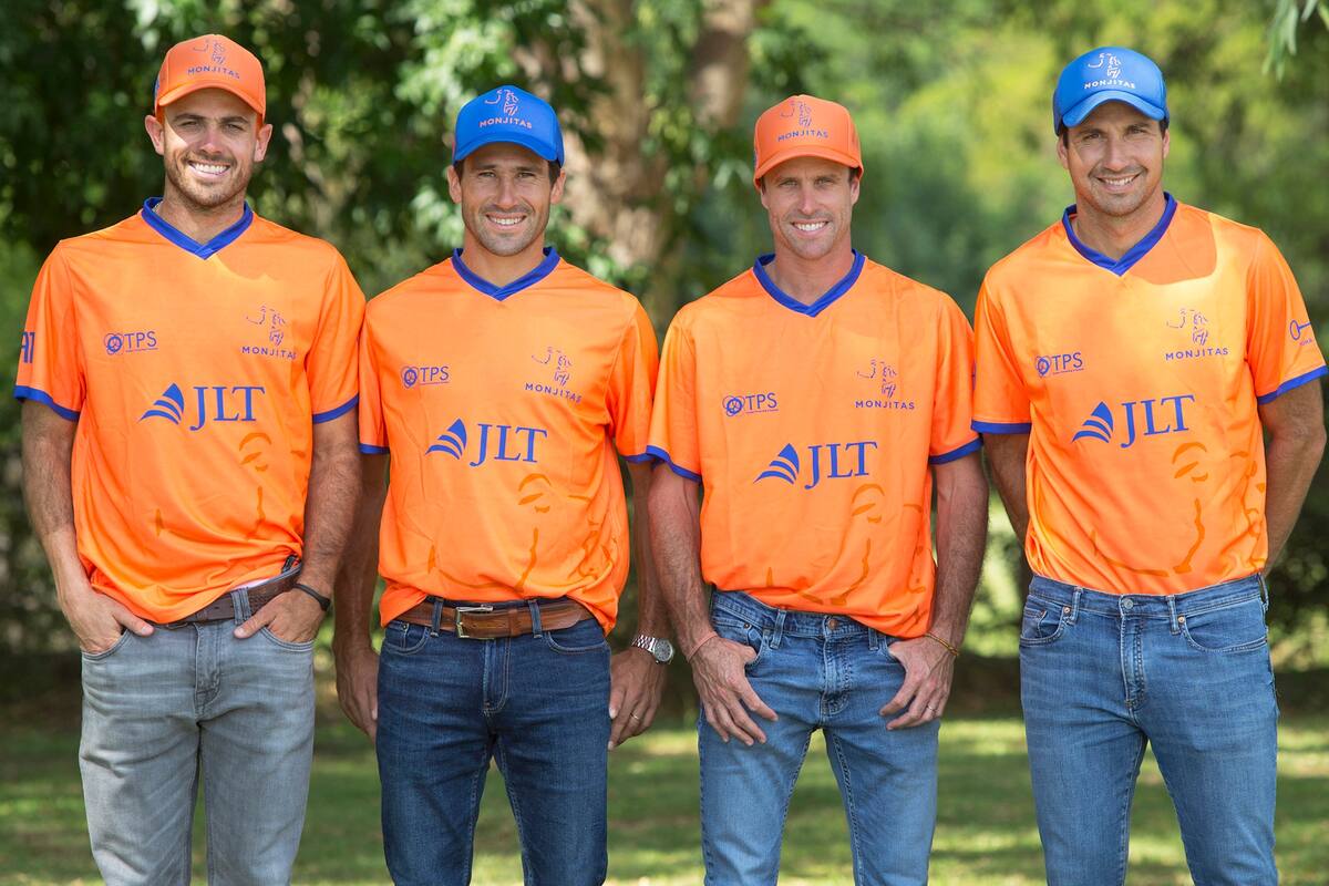 Facundo Sola, Hilario Ulloa, Guillermo Caset y Santiago Toccalino, los integrantes de las Monjitas