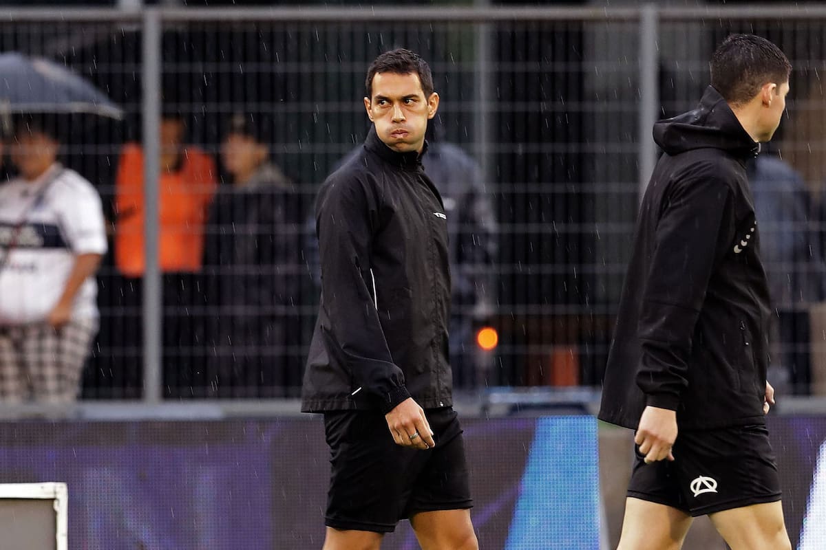 Facundo Tello tomó la decisión de suspender el partido poco después de decir que se jugaría