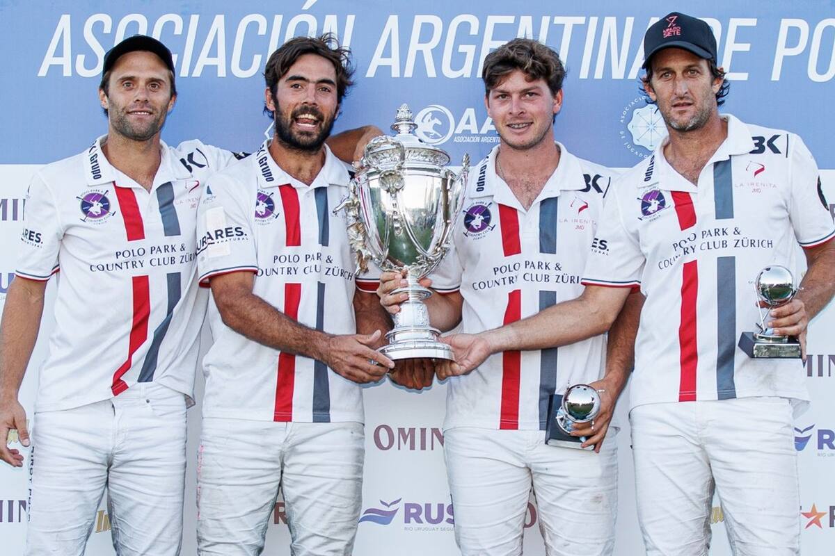 Facundo y Tomás Fernández Llorente, Martin Podestá y Juan Agustín García Grossi y la Copa Cámara de Diputados: La Irenita es el campeón de un torneo que jugaron 16 equipos de 24 a 29 goles.