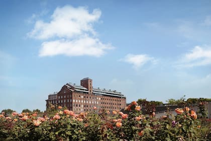 El Faena Hotel, uno de los emblemáticos edificios afectados