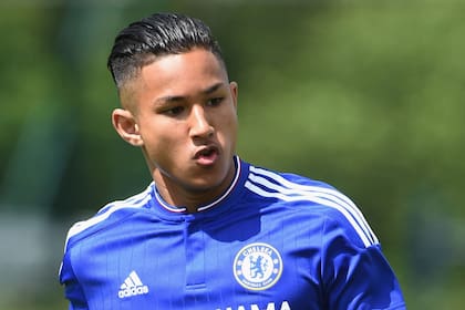 Faiq Bolkiah es un joven futbolista tailandés, tiene 25 años de edad y es miembro de la Familia Real de Brunei