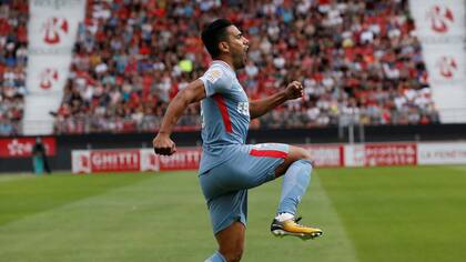 Falcao, figura en la goleada de Monaco ante Dijon