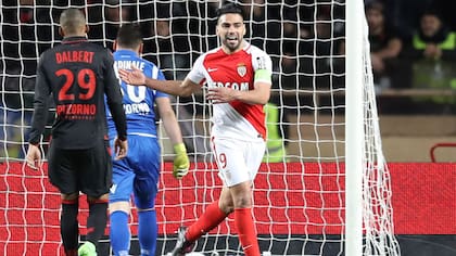 Falcao tuvo una gran noche ante Niza