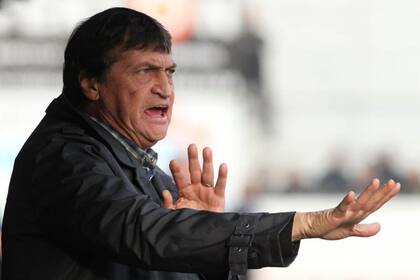 Falcioni no ahorró en elogios para Lanús