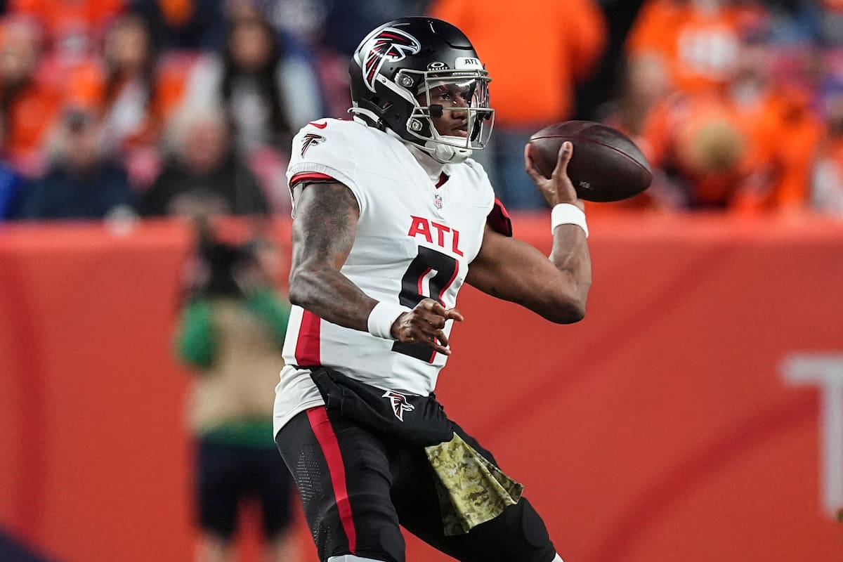 Falcons nombran al novato Michael Penix Jr. como QB titular, relegando al veterano Kirk Cousins