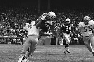 Falleció Raymond Berry, receptor del Salón de la Fama y entrenador de Patriots; tenía 93 años