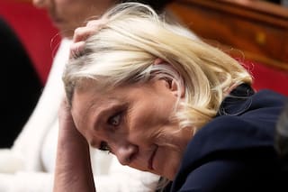Fallo de tribunal francés podría frustrar candidatura de Marine Le Pen