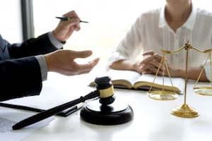 Falsos abogados estafan a inmigrantes en Estados Unidos