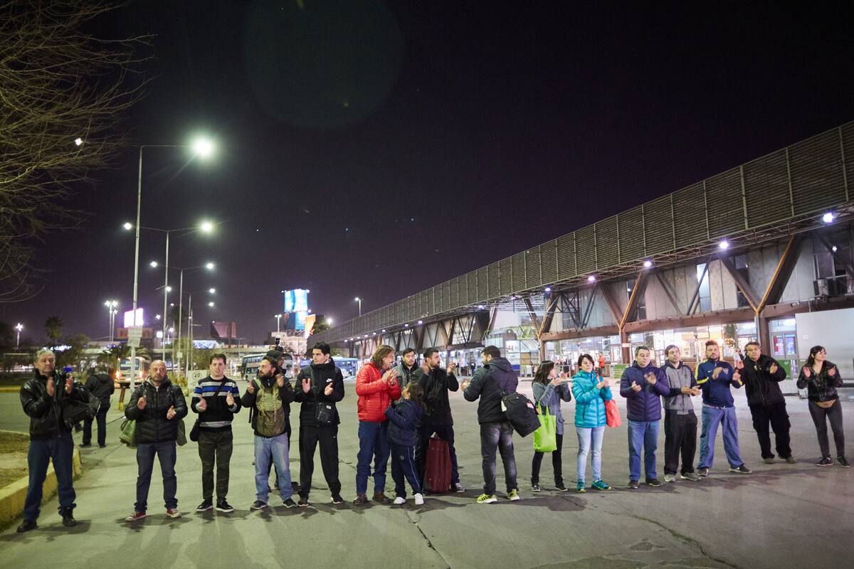 Familiares de los jubilados accidentados, molestos por el destrato