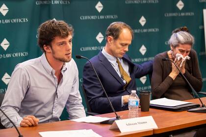 Familiares de Samya Stumo, una de las víctimas del vuelo de Ethiopian, presentaron ayer una demanda contra Boeing y la FAA