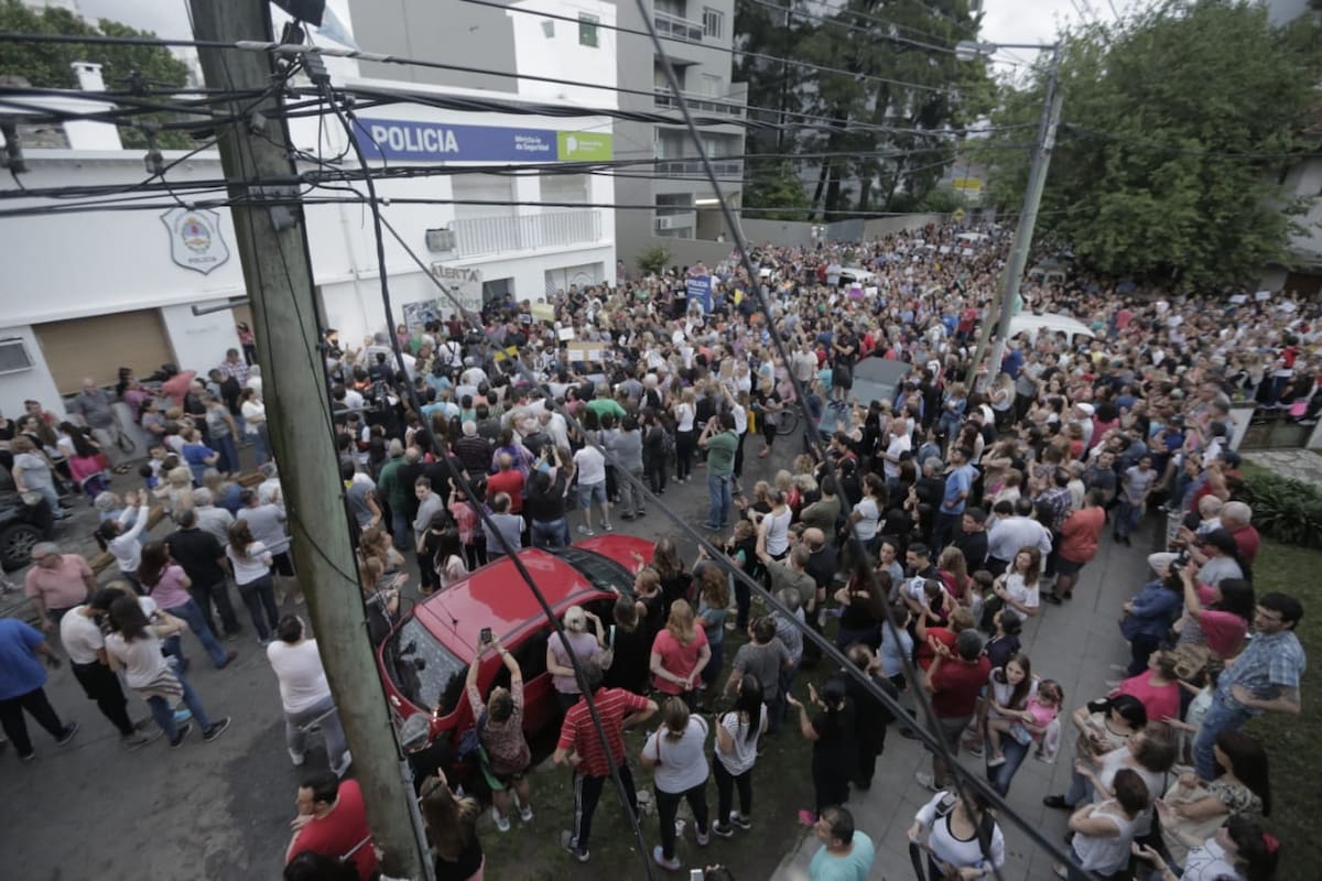 Familiares de Zaira Rodríguez y vecinos de Villa Ballester pidieron justicia por el crimen de la piloto