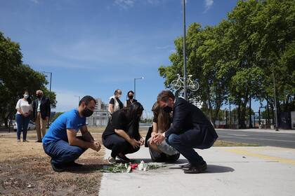 El vicejefe del gobierno porteño, Diego Santilli, acompañó el viernes pasado a los familiares de Dimitri Amiryan