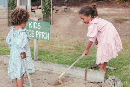 Familias de bajos recursos pueden recibir un apoyo de hasta 725 dólares en Sacramento (Unsplash)