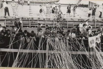 Familias de inmigrantes japoneses que dejaron su tierra para cruzar el océano