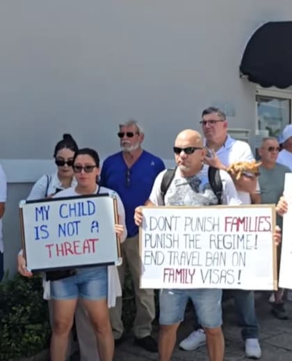 Familias protestaron en Miami en contra de restricción migratoria de Donald Trump a los cubanos