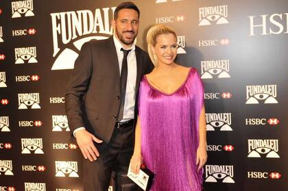 Alejandra Maglietti y Jonás Gutiérrez