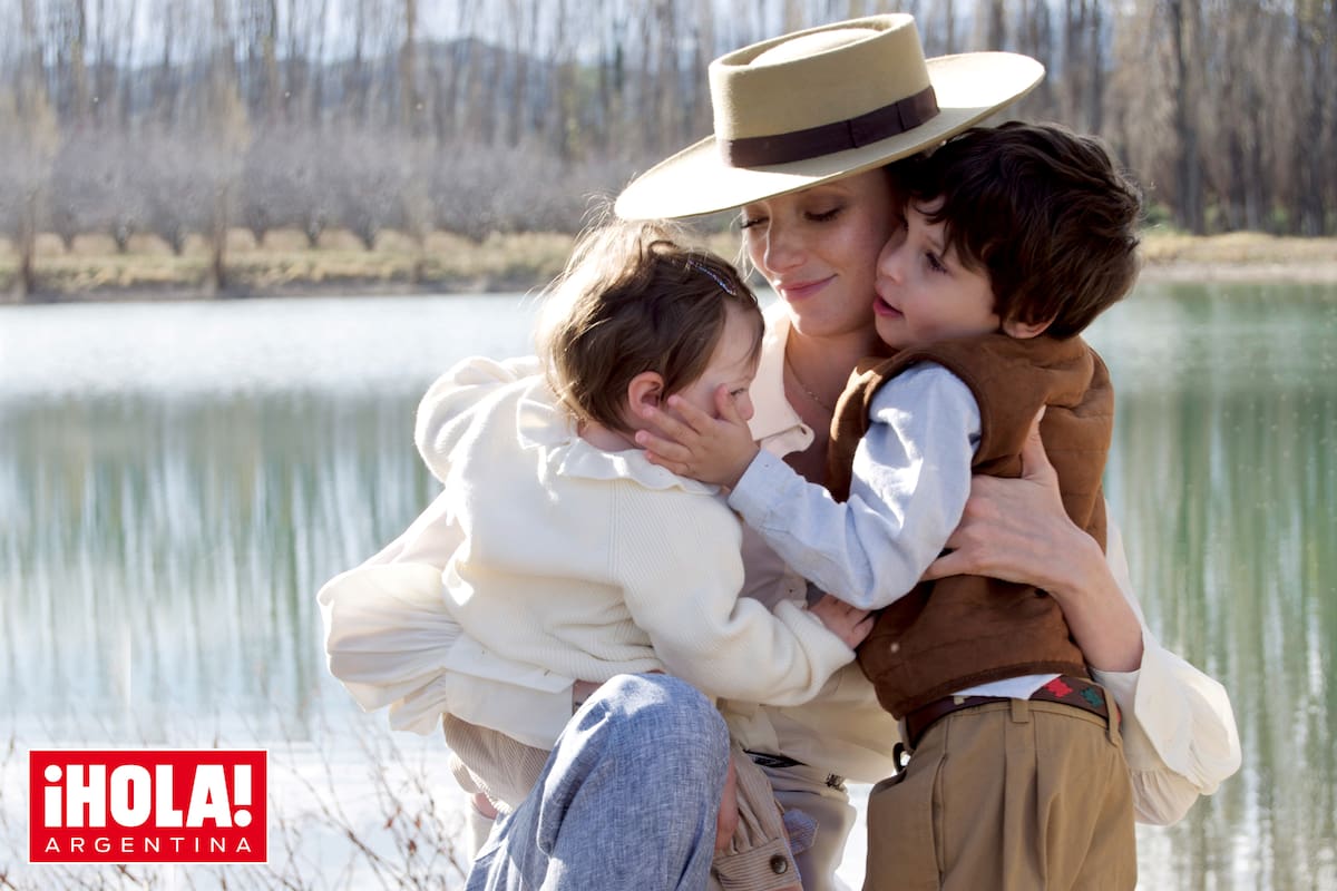 Fanática del campo y de los caballos, aprovechó un viaje familiar a Mendoza para hacer su primera producción con sus chicos. “Con Agus estamos con ganas de conocer un poco más de Argentina, quedamos impactados con la belleza de nuestro país”, cuenta.