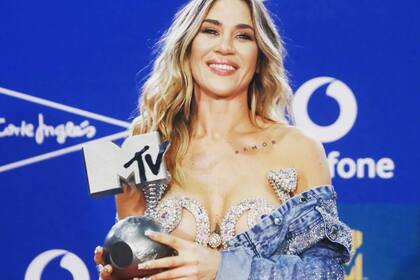 El pasado 3 de noviembre, Jimena recibió el premio a Mejor Artista Latinoamericana en los MTV Europe Music Awards.