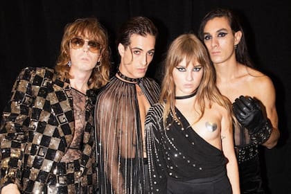 Fanáticos de Maneskin criticaron a la producción de los VMAs de MTV por censurar parte de la presentación de la banda