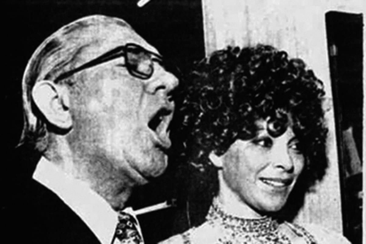Fanne Foxe con el congresista Wilbur Mills, con quien protagonizó un resonante escándalo en Washington