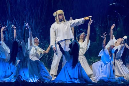 Fans se apresuran a aprender español antes del show de medio tiempo de Bad Bunny en el Super Bowl