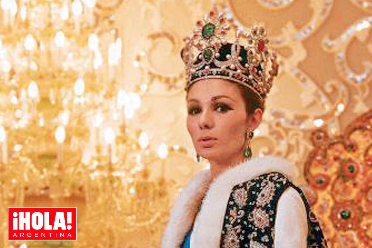 Farah y el Sha eran un matrimonio unido, feliz y glamoroso, cuya imagen se repetía en las revistas más importantes del mundo.