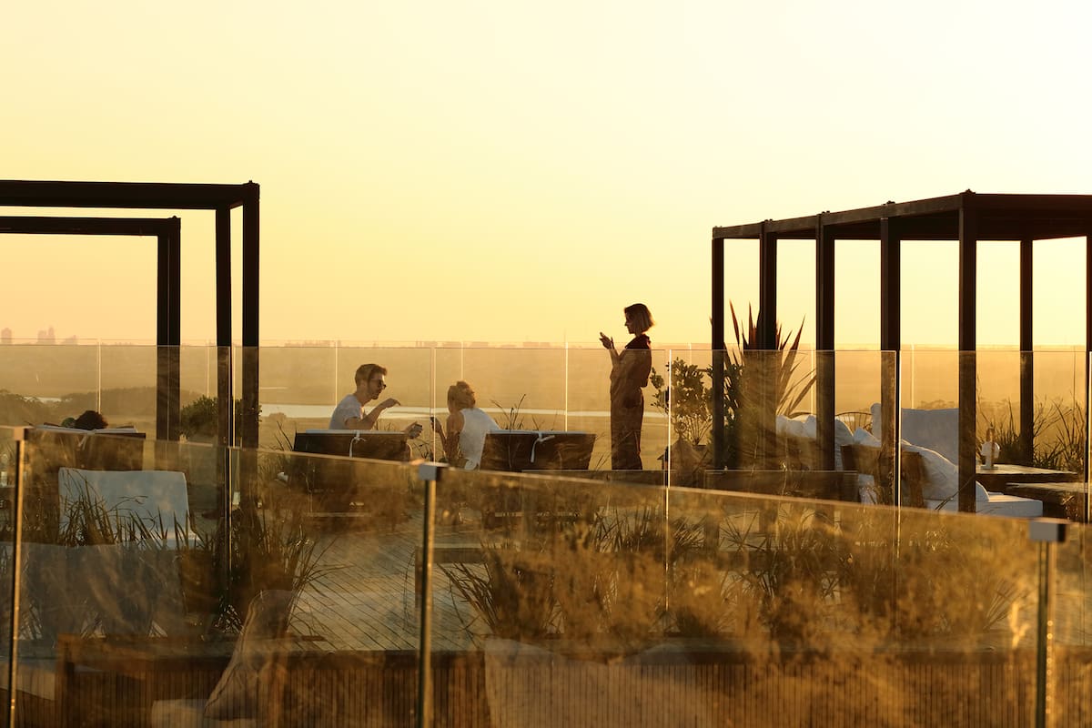 Fasano Las Piedras, en La Barra, ofrece una lujosa cocina italiana con parrilla y horno de barro