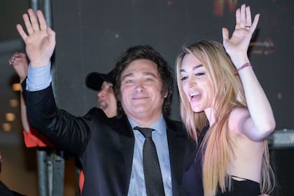 Fátima Florez y Javier Milei fueron pareja; la imitadora aseguró que el enfrentamiento entre el Presidente y Lali no le impide admirar a la artista