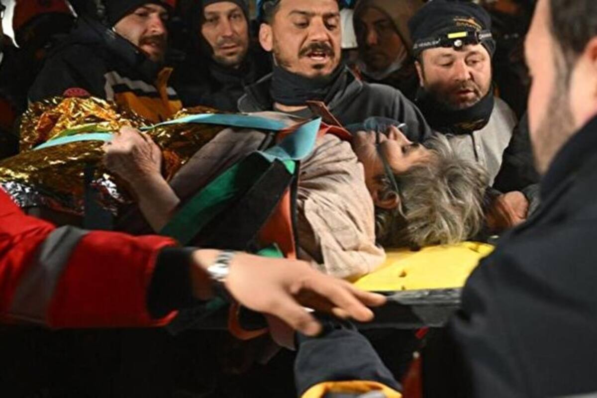 Fatma aguantó las inclemencias del tiempo posteriores al terremoto