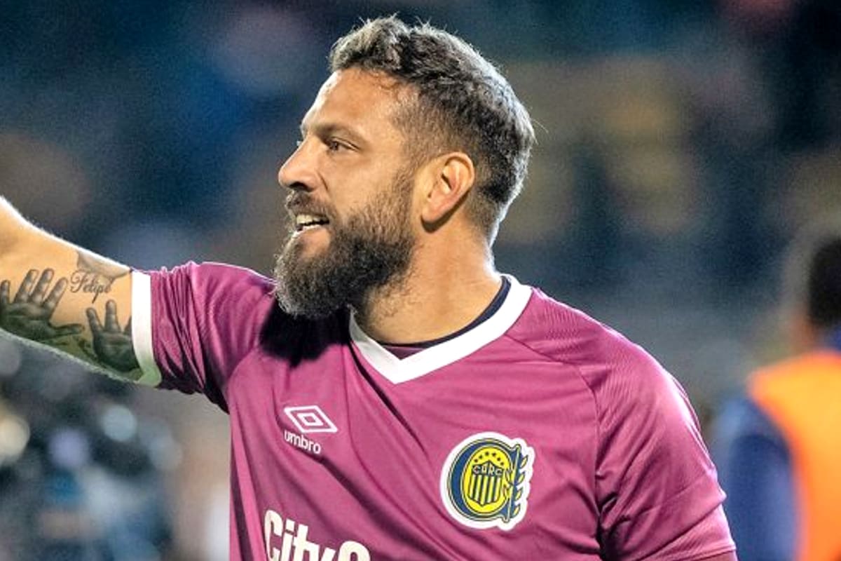 Fatura Broun, uno de los jugadores de Rosario Central que presentó síntomas de intoxicación tras arribar a Santa Fe