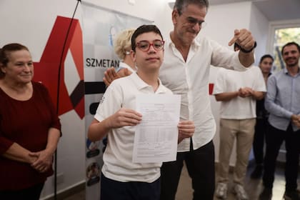Faustino Oro ya posee la segunda norma de gran maestro y en la sala de análisis del Magistral Szmetan-Giardelli lo reconocen; el chico tiene 12 años y 2 meses.