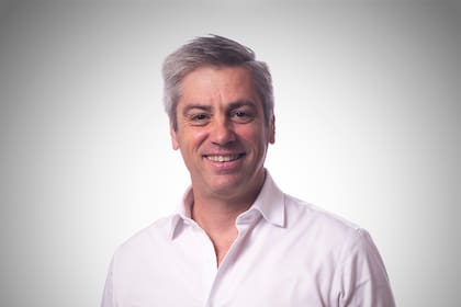 Fausto García (IAE)