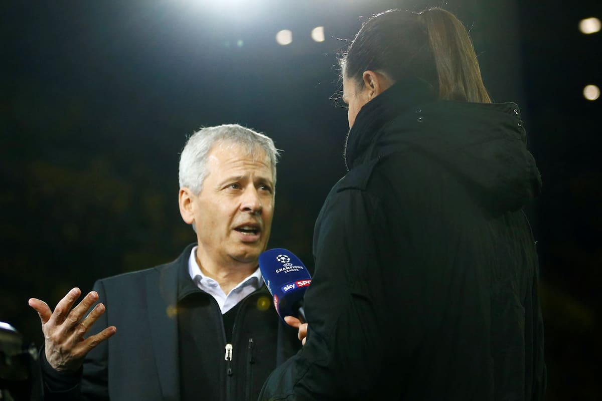 Favre, entrenador de Borussia Dortmund