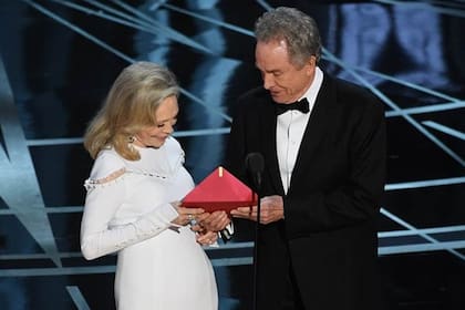 Premios Oscar: bloopers y grandes escándalos a lo largo de la historia de la gran fiesta de Hollywood