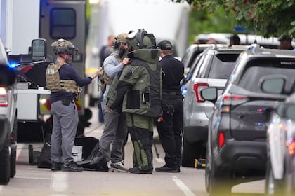 FBI y la policía responden a un "ataque terrorista" en Boulder, Colorado