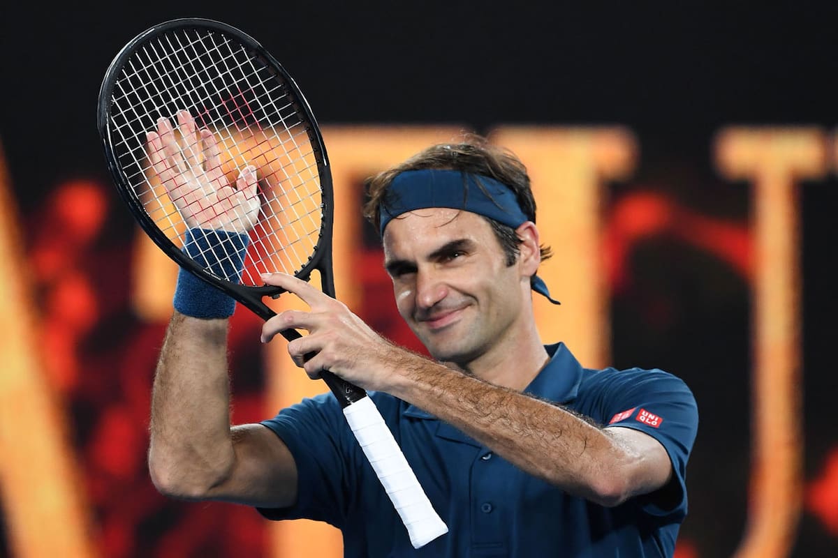 Federer avanza a paso firme en Australia.