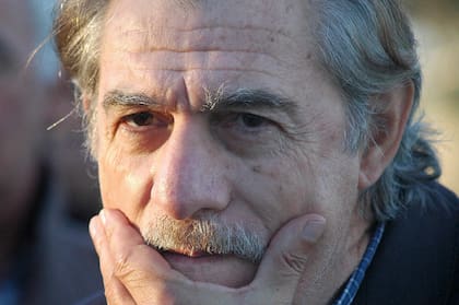 Federico Storani, otra vez en la cancha, esta vez cerca de Martín Lousteau.