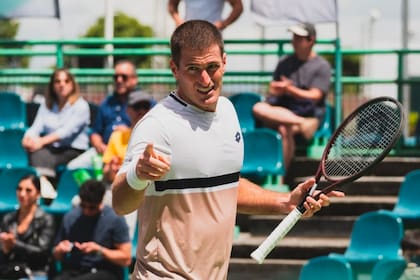 Federico Agustín Gómez ganó el Challenger de Temuco, de categoría 100, en el sur de Chile, al vencer en la final al correntino Lautaro Midón