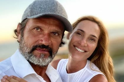 Federico Álvarez Castillo y Lara Bernasconi , enamorados