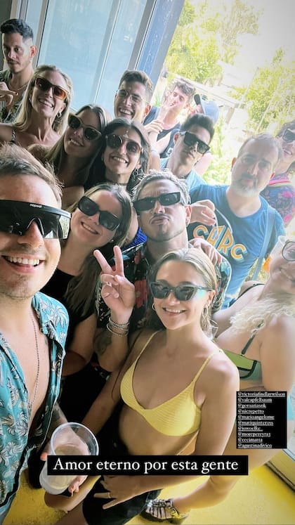 Federico Bal en su pool party junto a distintos famosos y amigos