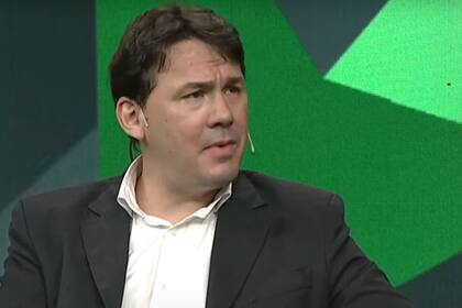 Federico Basualdo, subsecretario de Energía, por el momento resiste en su cargo con respaldo del kirchnerismo duro